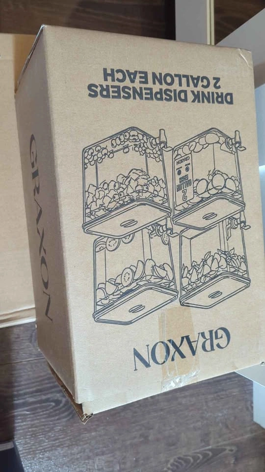 4x 2 Gallon Drink Dispensers - New - photo 2