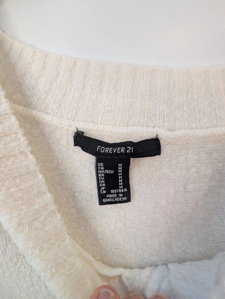 Forever 21 Oversized Cropped V-Neck Knit Pullover Sweater - photo 2