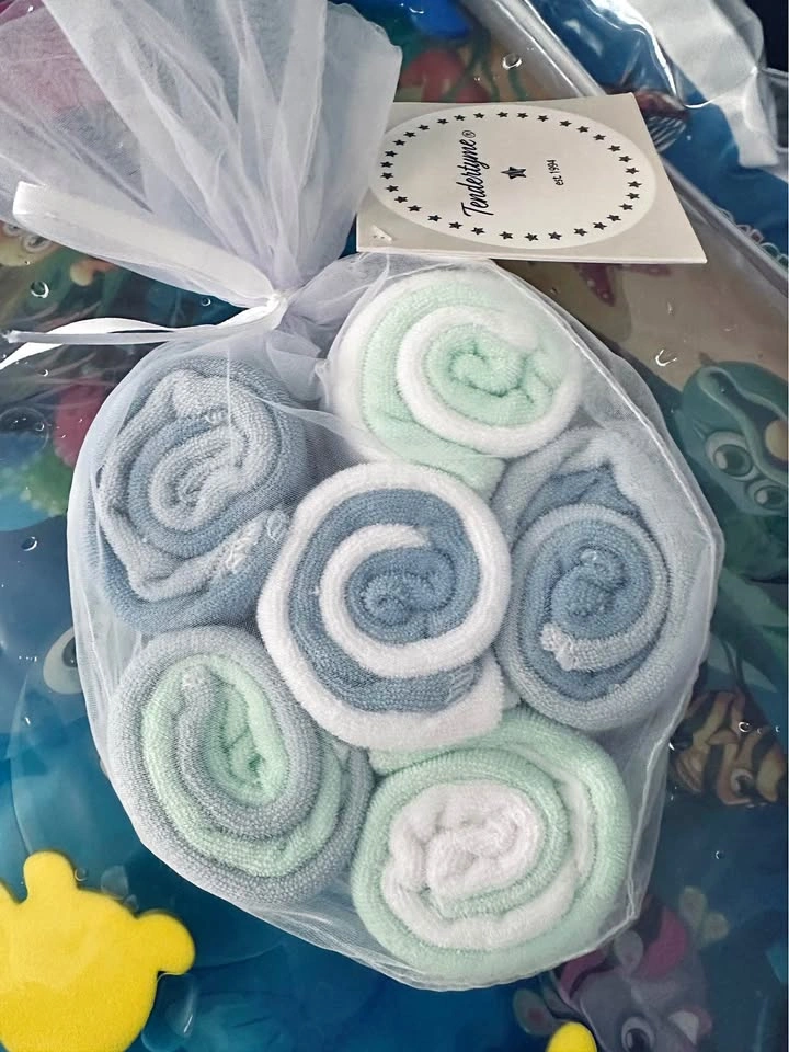 Baby Care Bundle – NEW Dr. Brown’s, Sesame Street & 12 Baby Wash