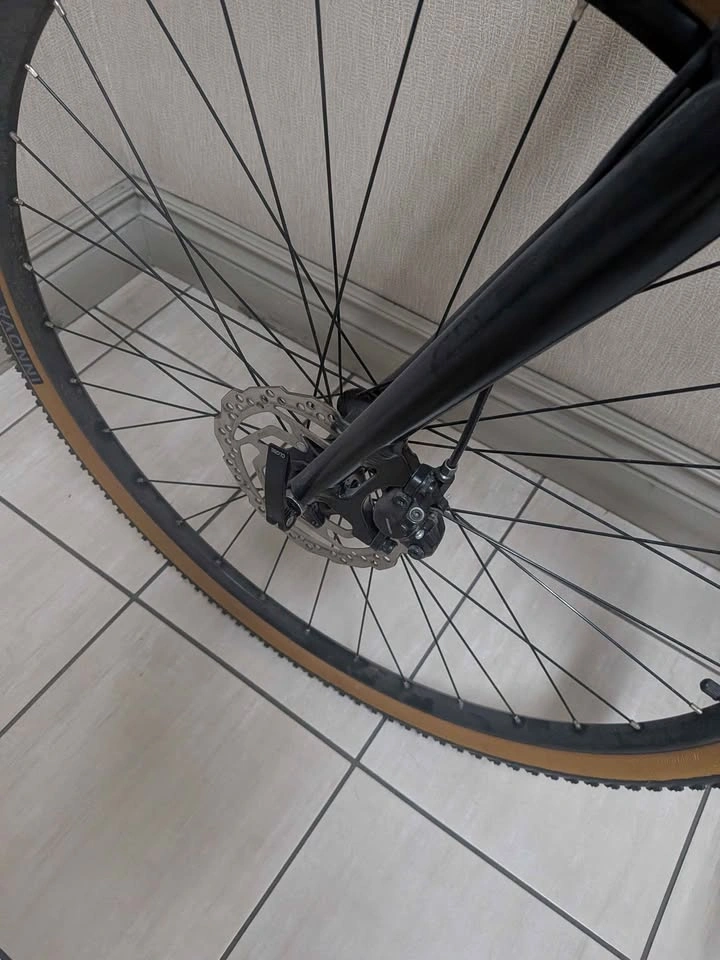 Garneau Hybrid Bike with hydraulic Disc Brakes - photo 5