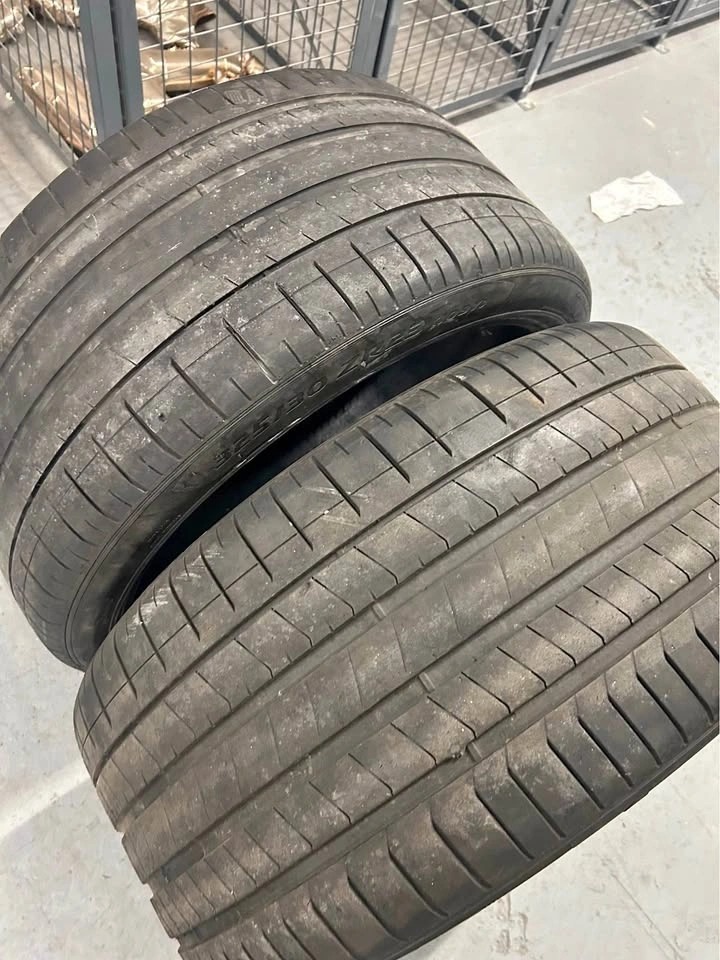 325/ 30 ZR 23 All season tires Pirelli set of 2