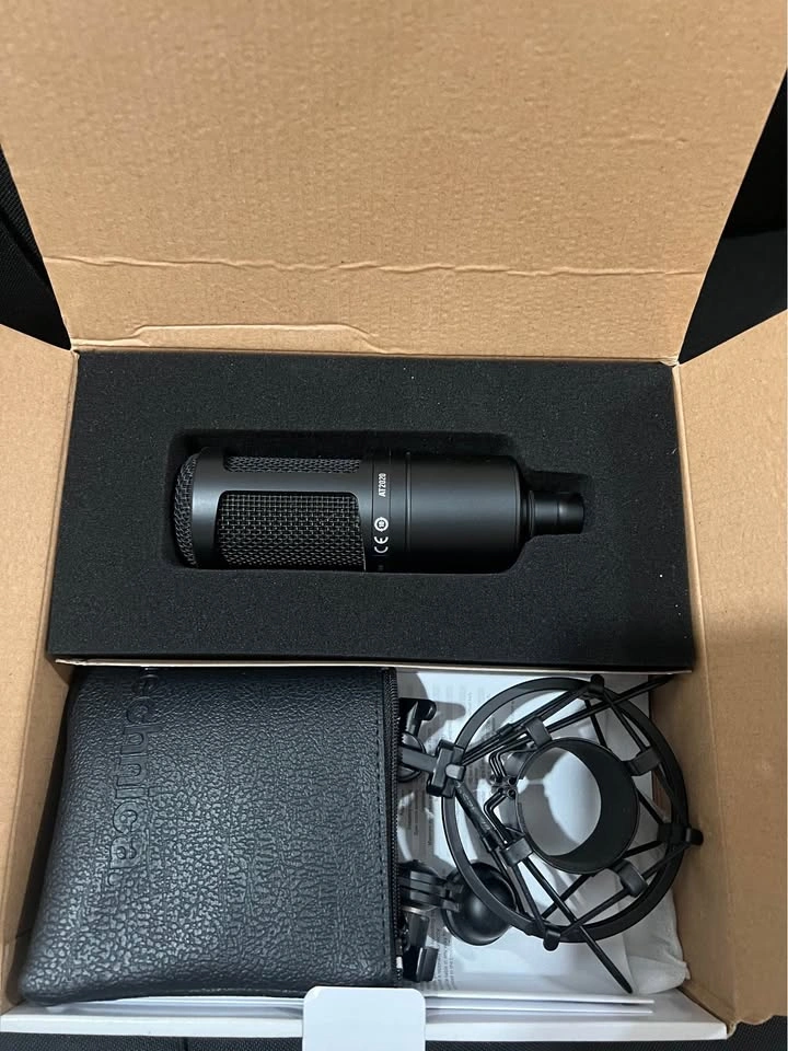 Audio-Technica AT2020 Cardioid Condenser Microphone - photo 3