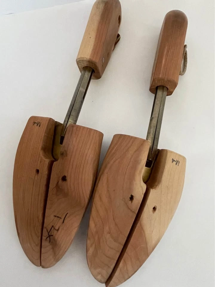 Sheppard's Cedar Shoe Trees Size M - photo 3