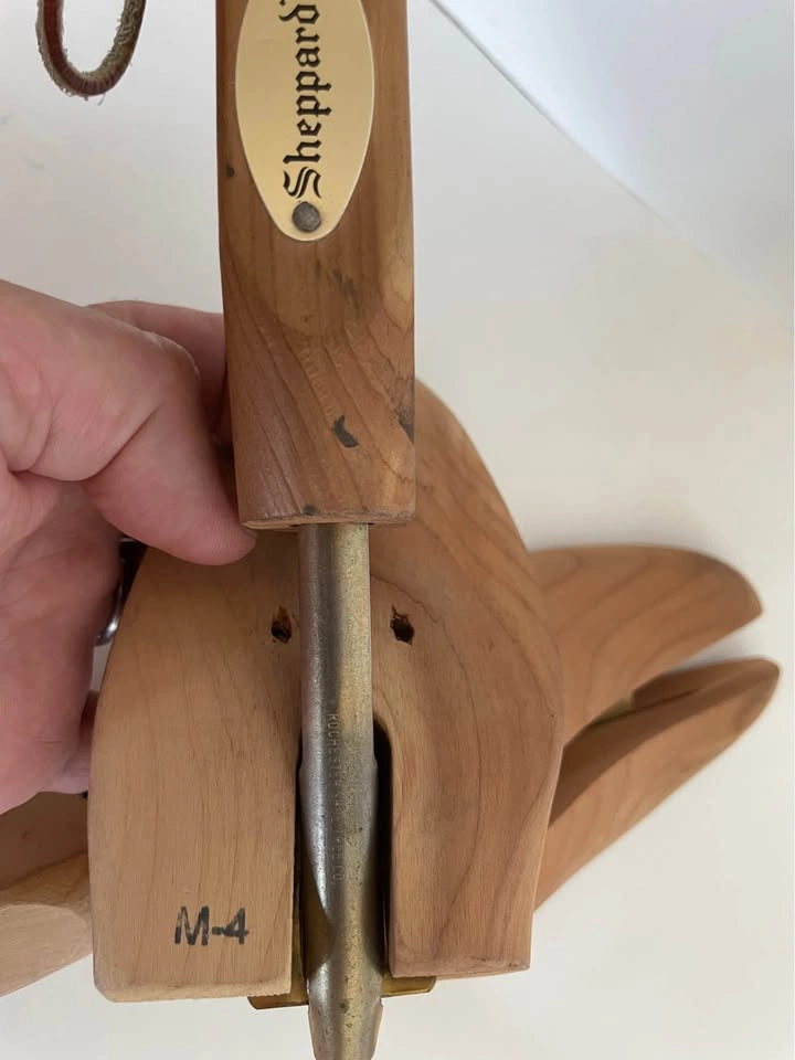 Sheppard's Cedar Shoe Trees Size M - photo 5