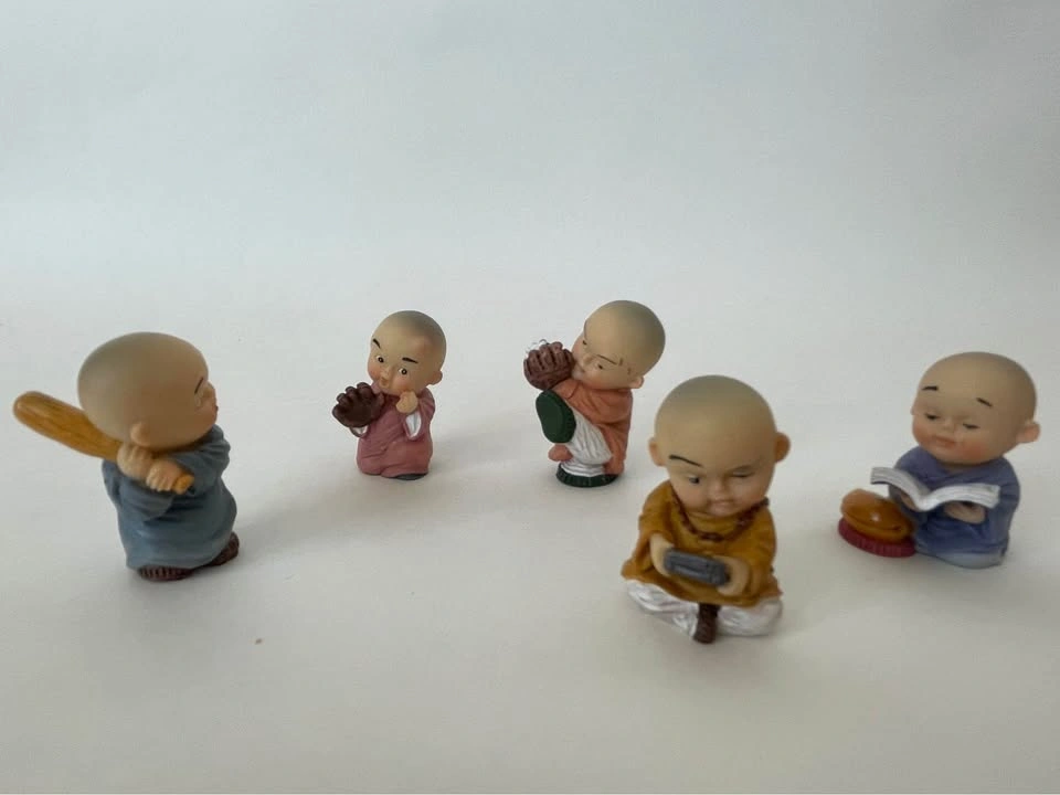 Set of 10 Miniature Monk Figurines - photo 4
