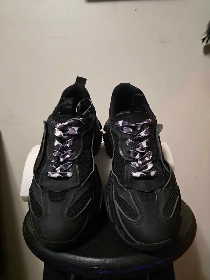 Steve Madden Black Chunky Sneakers – Women’s Size 8 - photo 2