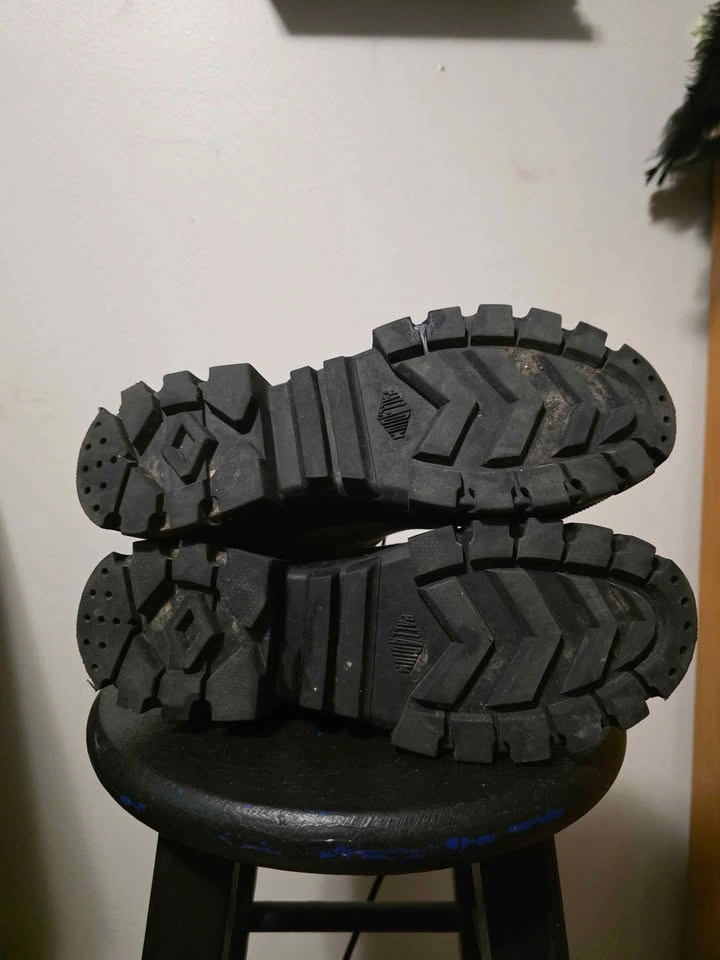 Palladium Chunky Platform Boots – Women’s Size 8 - photo 4
