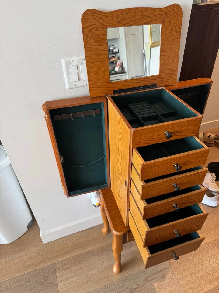 Vintage Oak Standing Jewelry Armoire - photo 3