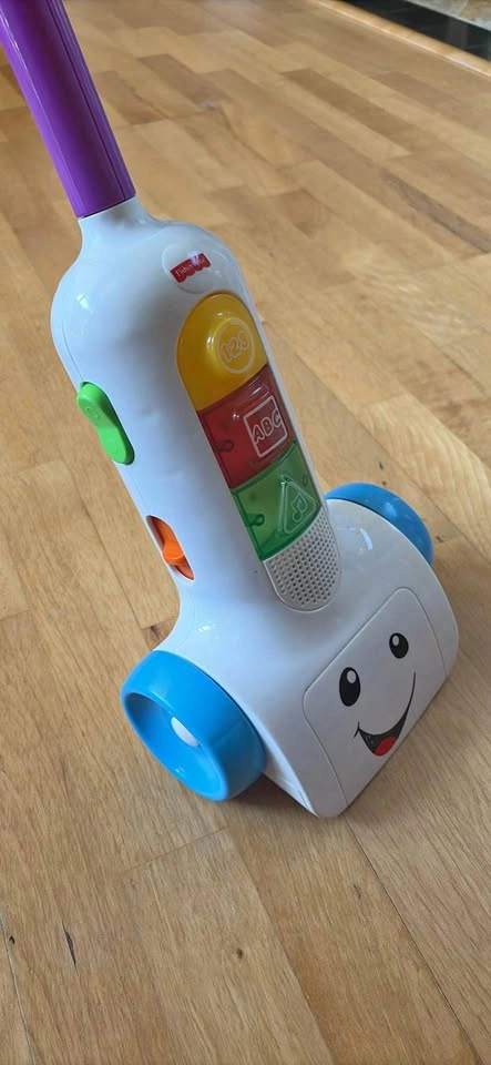 Fisher-Price Laugh & Learn Smart Stages Vacuum