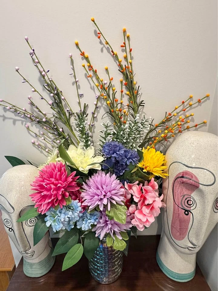 Artificial Floral Arrangements with vase