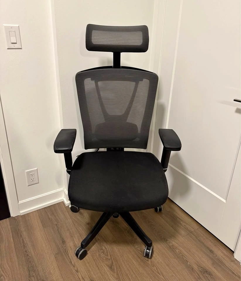 Ergonomic office chair - Autonomous ErgoChair - pickup only