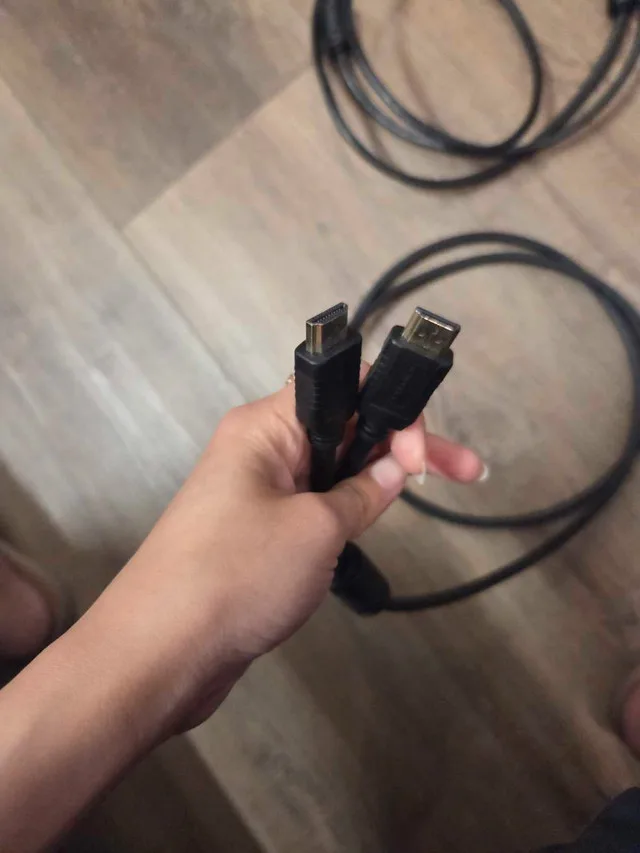 Hdmi cables thumbnail