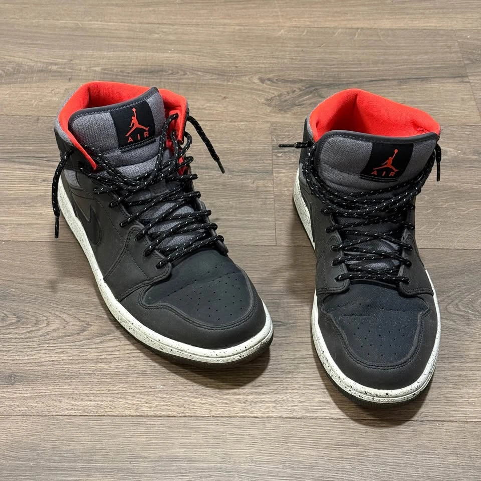 Nike Air Jordan 1 Mid "Holiday Winterized" - Men’s US 10 - photo 2