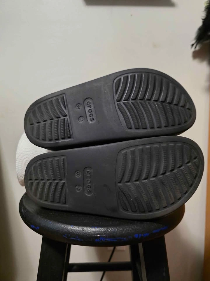 Crocs Dylan Platform Clogs – Women’s Size 7 - photo 4