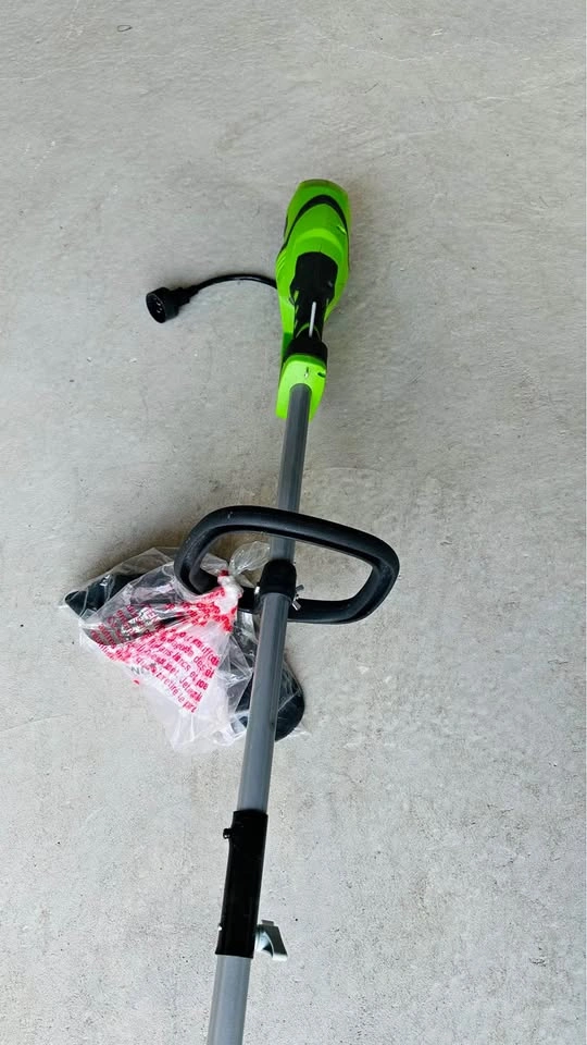 18” Corded Trimmer 10-amps (Greenworks)