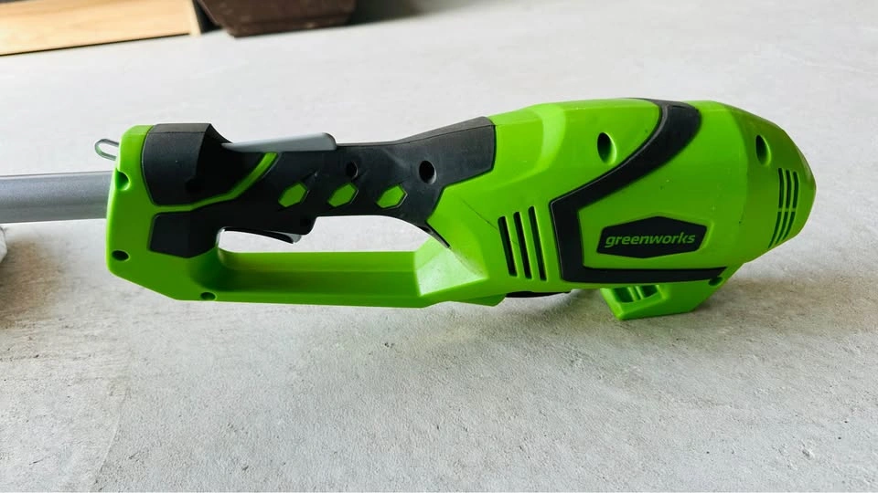 18” Corded Trimmer 10-amps (Greenworks) - photo 3