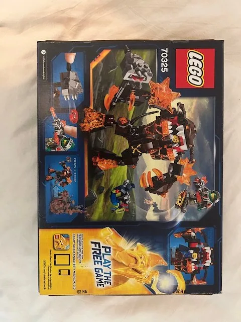 LEGO Nexo Knights Infernox Captures the Queen (Set 70325) image indicator(2)