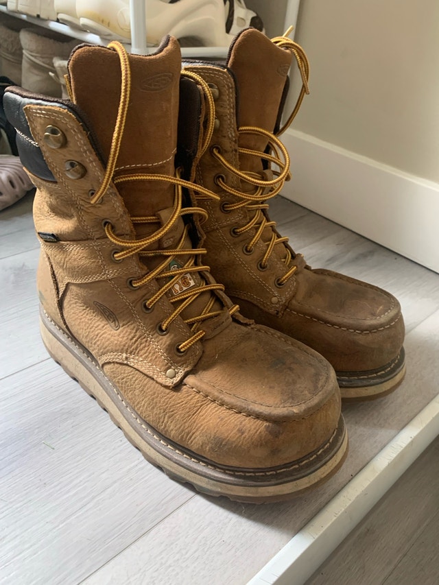 KEEN Cincinnati Work Boots - Size 8.5