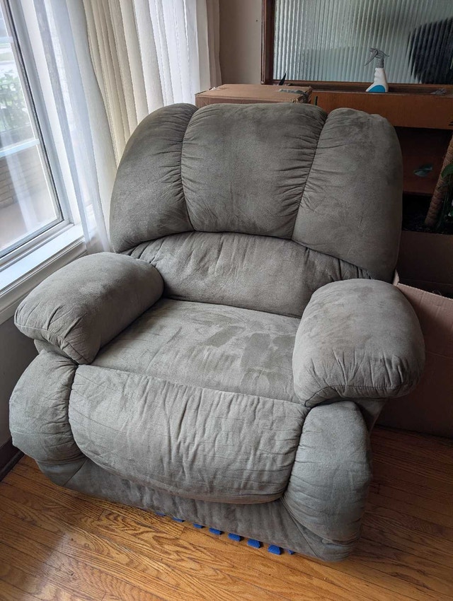 reclining chair