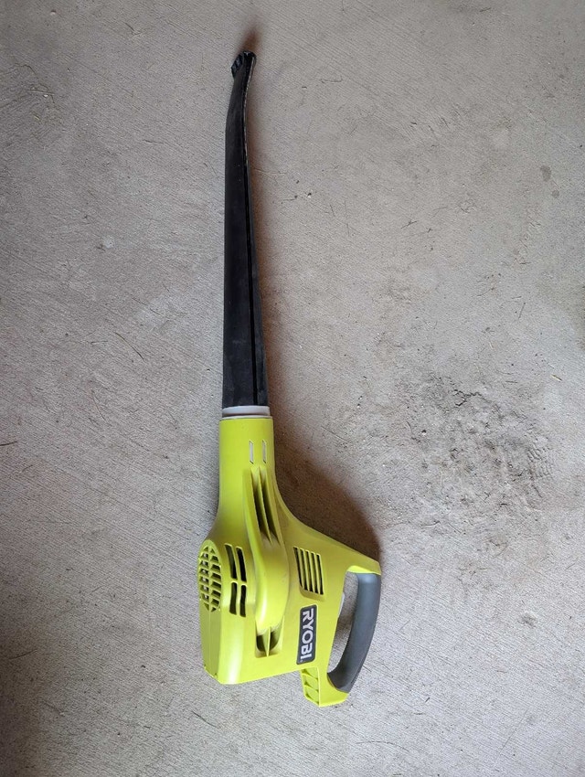 RYOBI 18V ONE+ Leaf Blower