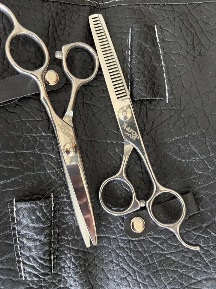 Aaron Prolux Hair Cutting and Thinning Shears Set - photo 4