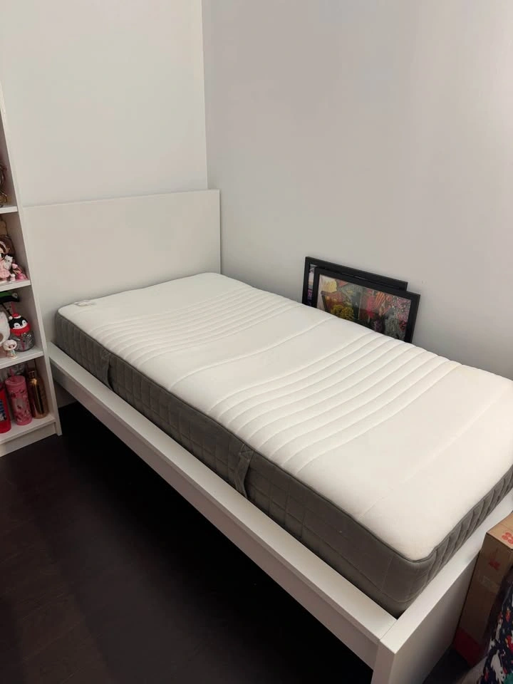 IKEA MALM Twin Bed Frame - White - photo 3