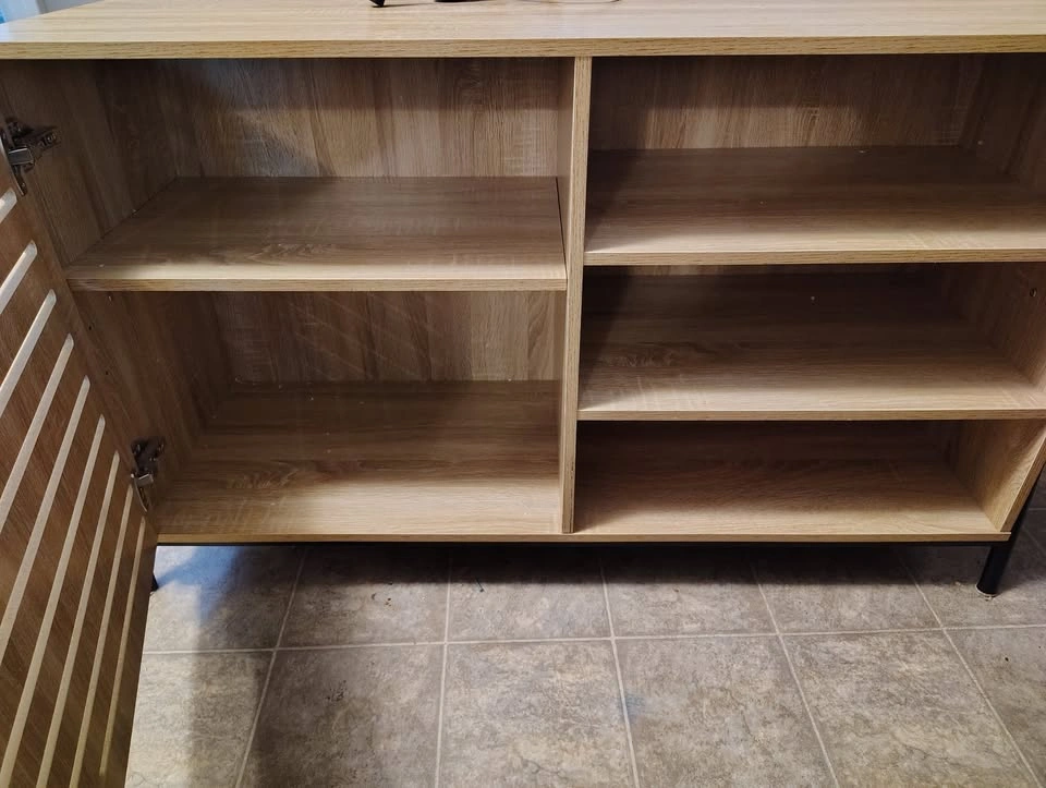 48" light oak coloured sideboard - photo 2