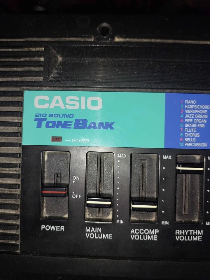 Vintage Casio CT-615 Electronic Keyboard With Stand - photo 2