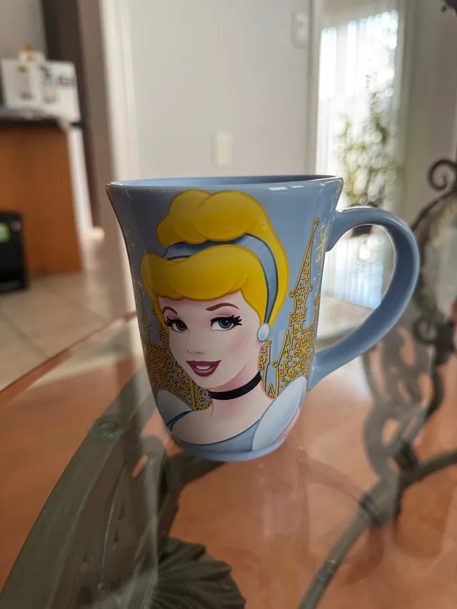 Cinderella Tea Cup thumbnail