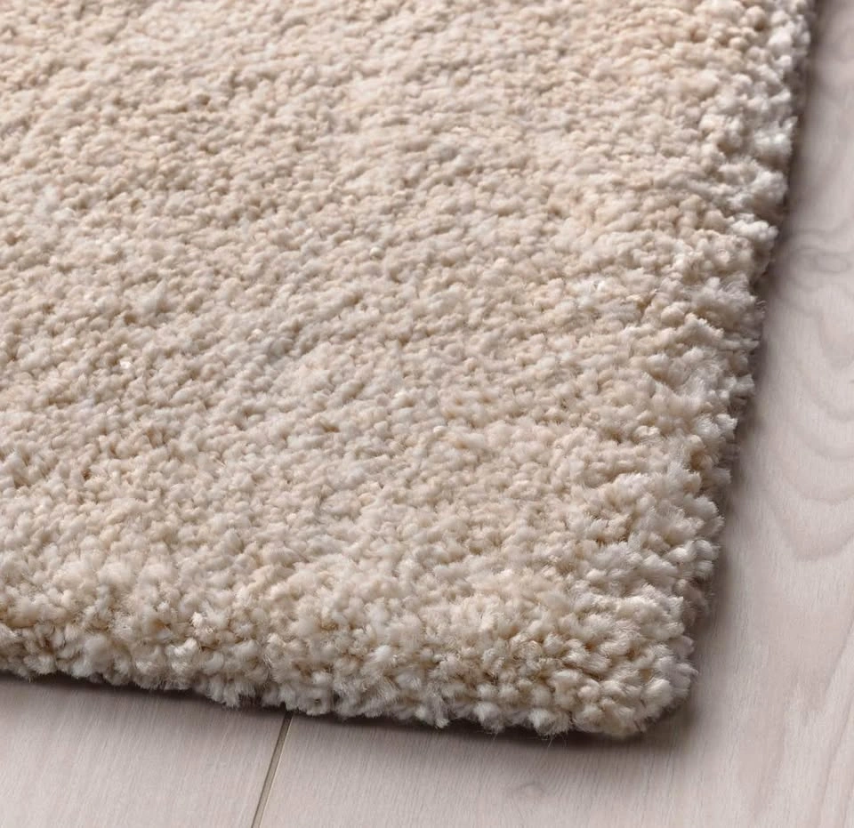 Off-white rug (only 3 months old) - photo 2