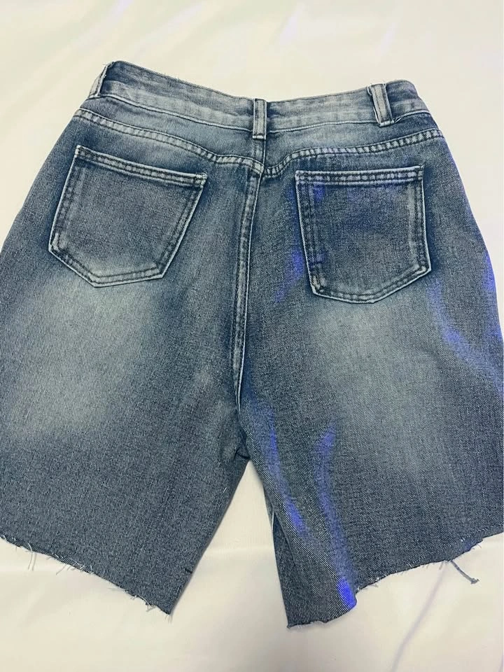 Jorts with frayed design - photo 2