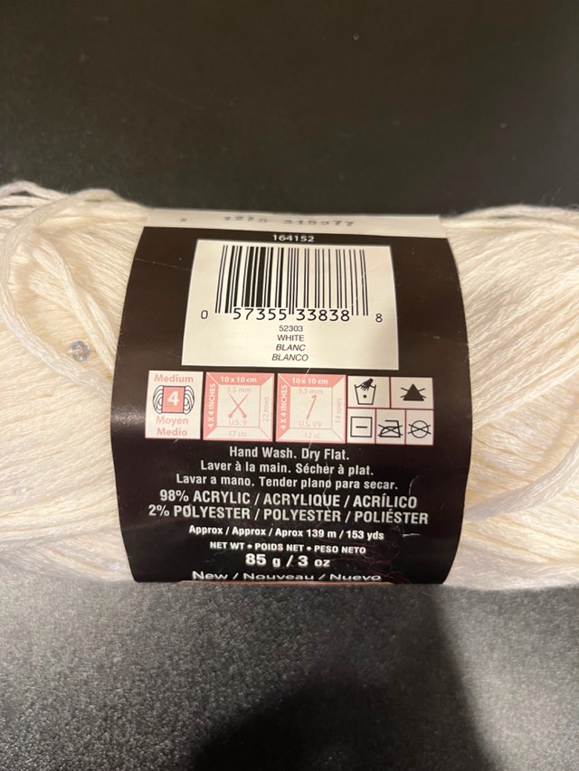 Bernat Sequin, White Yarn x2 - photo 4