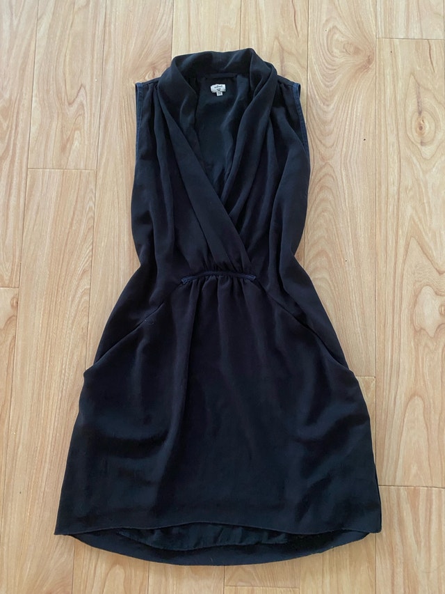 Aritzia wilfred black dress - photo 2