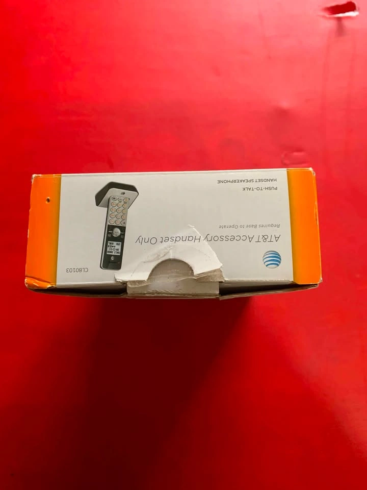 AT&T CL80103 Cordless Phone Expansion Handset w/ Base - photo 5
