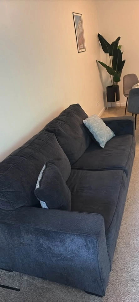 Sofa Couch with pullout full sized bed - photo 2