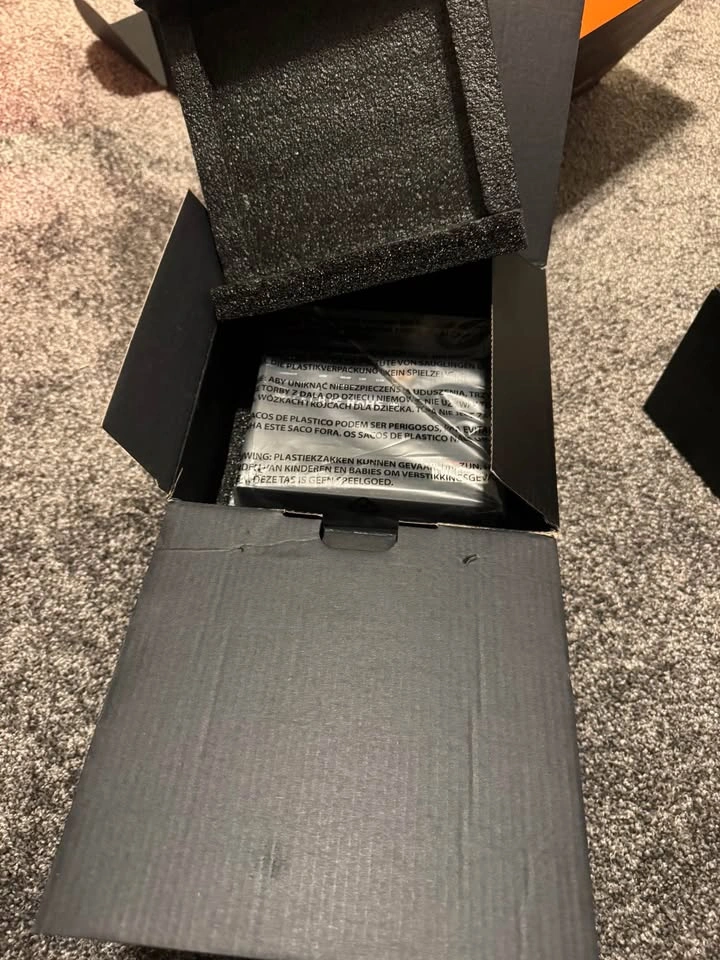 ARESGAME 1000w power supply - photo 3