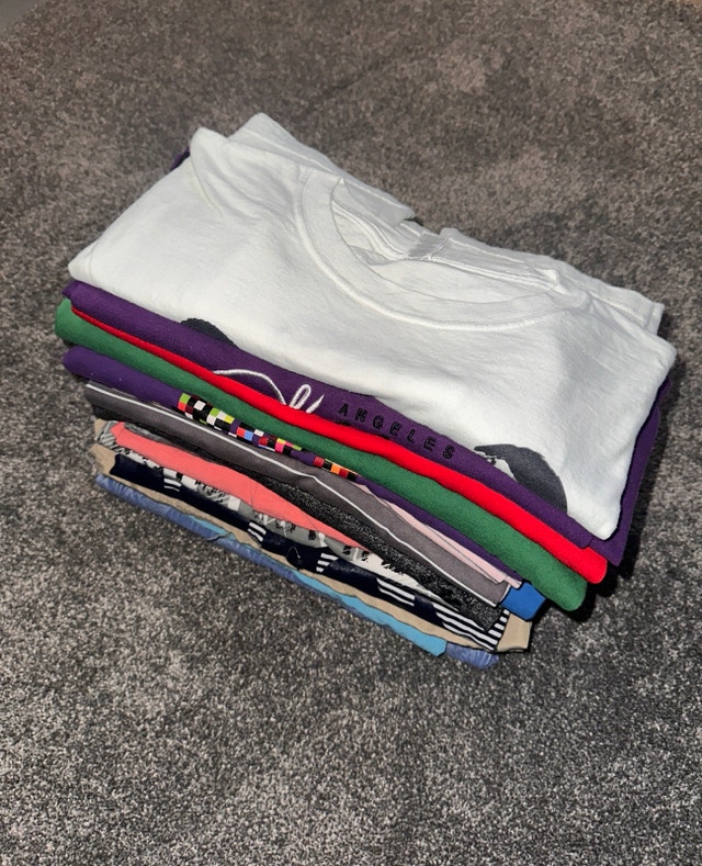 T shirts & short sleeve shirts 5$ each - photo 4