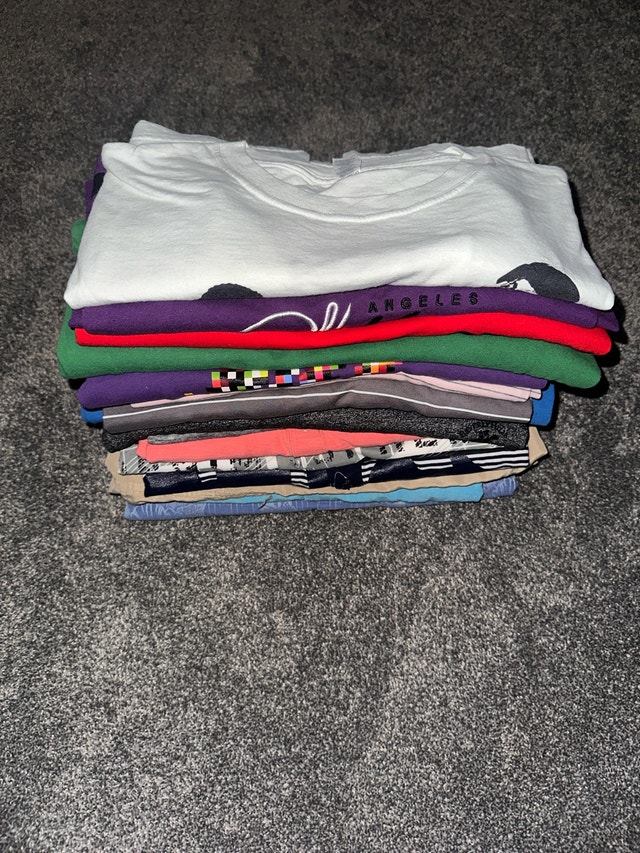 T shirts & short sleeve shirts 5$ each - photo 5