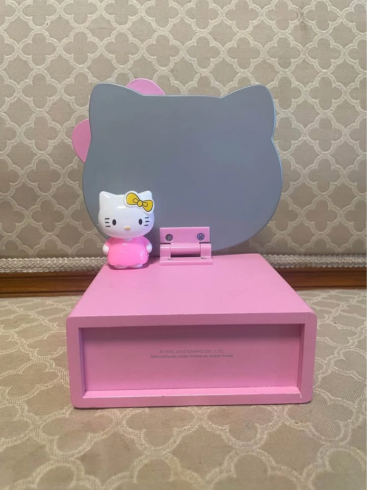 Hello Kitty mirror - photo 3
