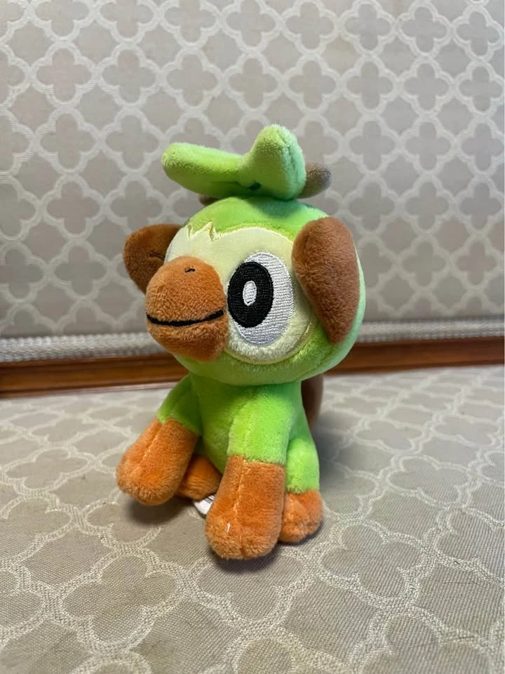 Pokémon keychain lot - photo 5