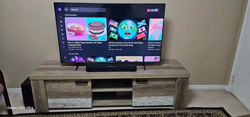 Hisense 55" 4K ULED TV + Yamaha Soundbar + TV Stand image indicator(2)