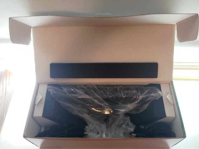 Microsoft Xbox 360 Kinect Sensor - photo 2