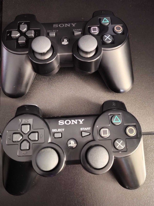 4-Sony Dualshock 3 Wireless Controllers