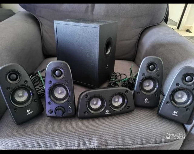 LOGITECH SURROUND SOUND SYSTEM