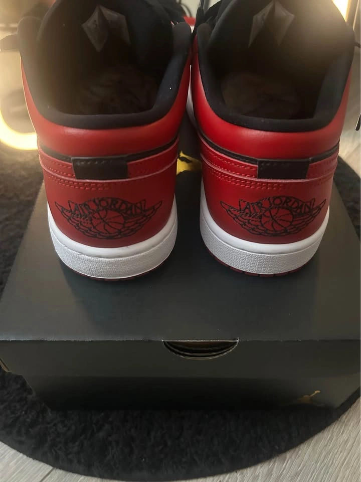 Air Jordan 1 Low - Gym Red/Black & White - photo 3