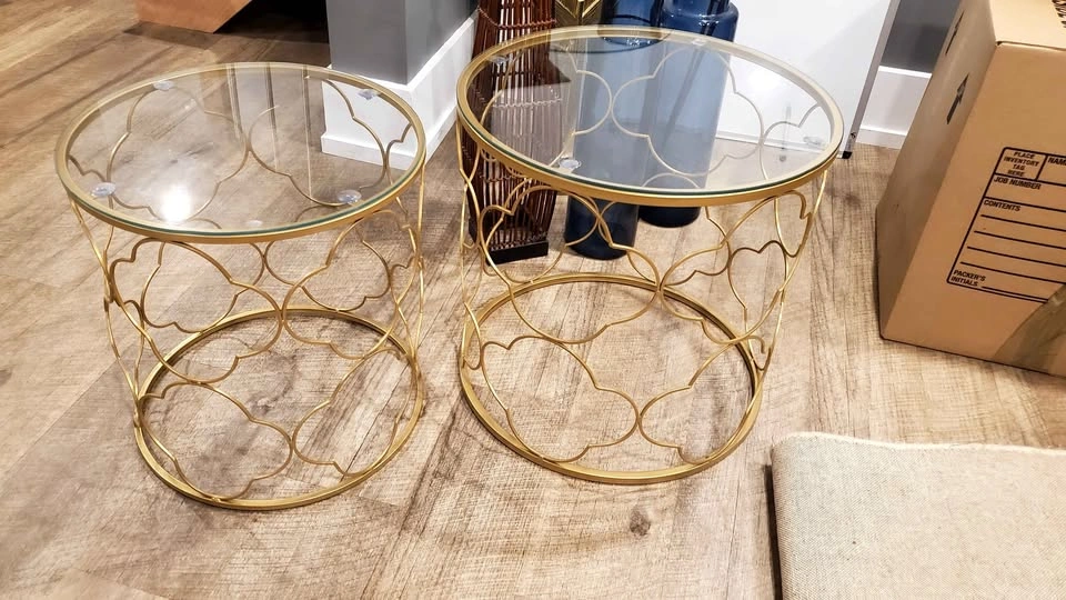 Decorative mirror, side tables - photo 2