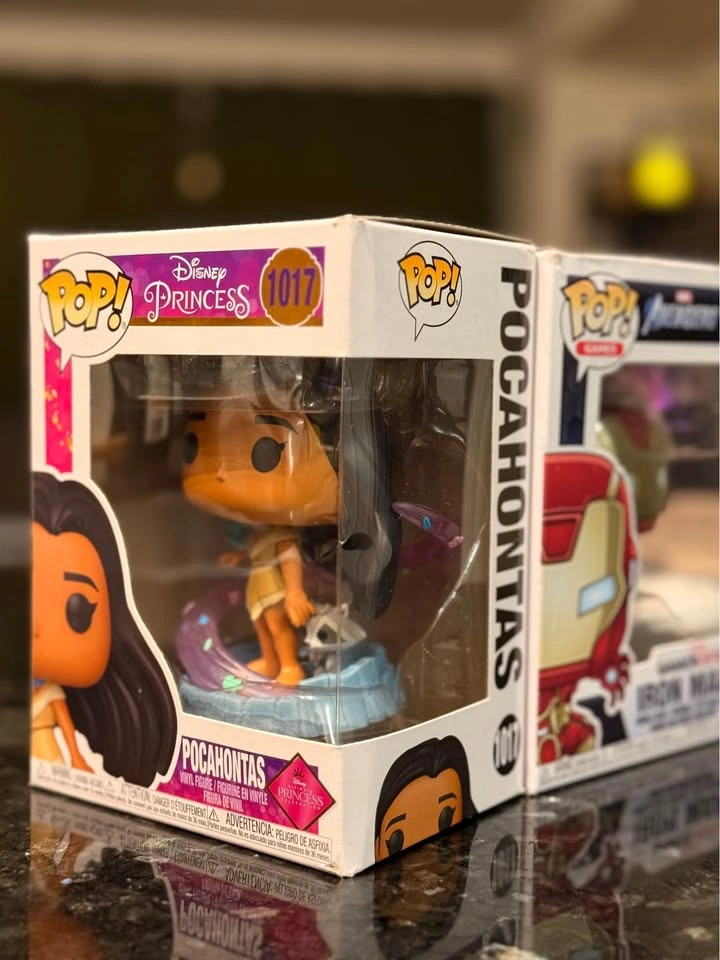 Funko Pop Iron Man and Pocahontas - photo 3