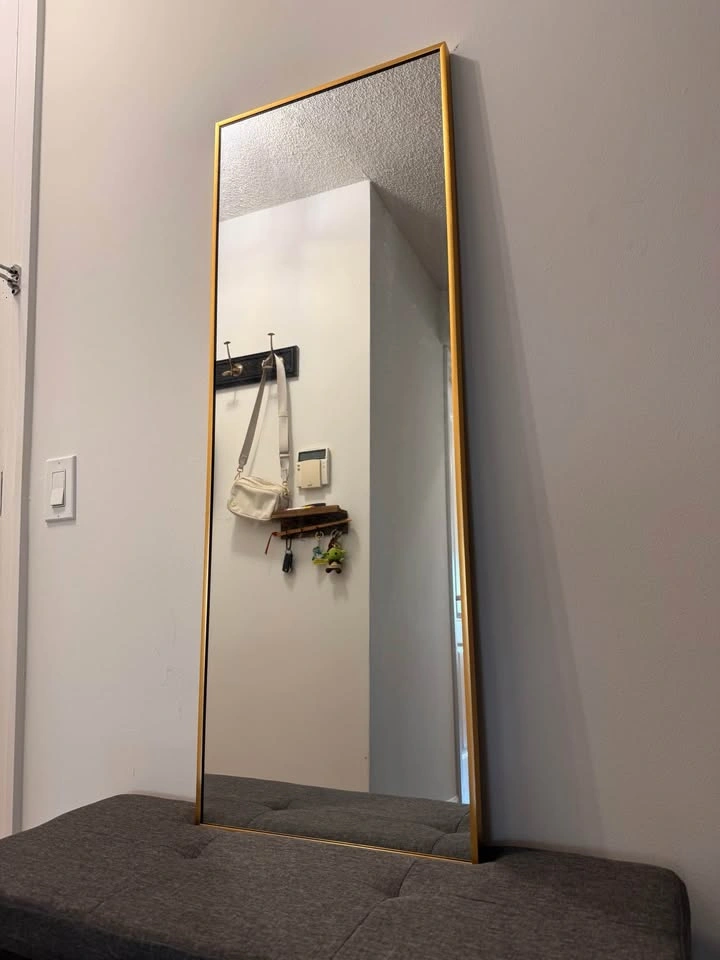 Gold Standing mirror - photo 2