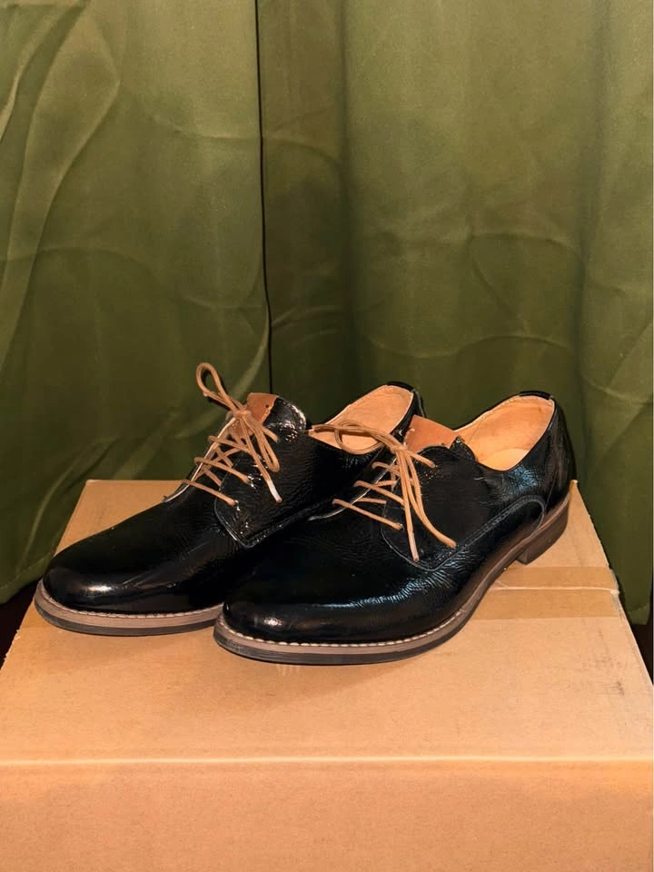 Shoes and Boots for Men and Women - photo 5