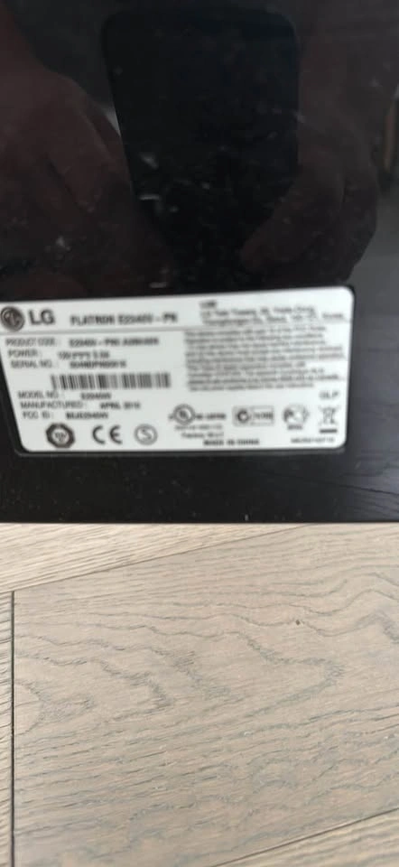 LG Flatron E2240V monitor - photo 3